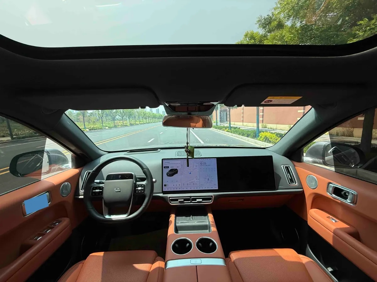 2024 Li L6 Range Extended 154HP L4 REEV 36.8KWH,autocango,china used car exporter,china ev exporter,chinese used car exporter,chinese used ev exporter