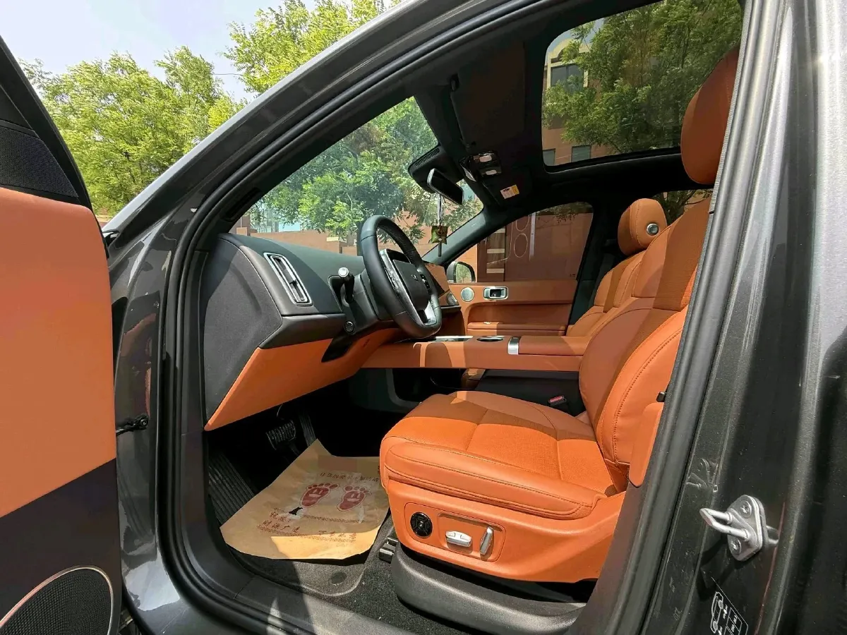 2024 Li L6 Range Extended 154HP L4 REEV 36.8KWH,autocango,china used car exporter,china ev exporter,chinese used car exporter,chinese used ev exporter