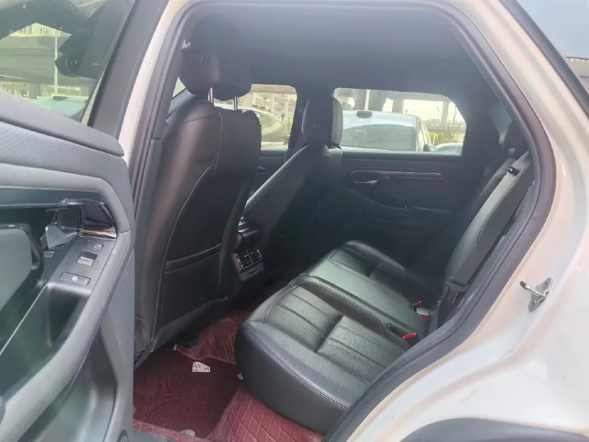 2020 Land Rover Range Rover Evoque 2.0T 249HP L4 9AT,autocango,china used car exporter,china ev exporter,chinese used car exporter,chinese used ev exporter