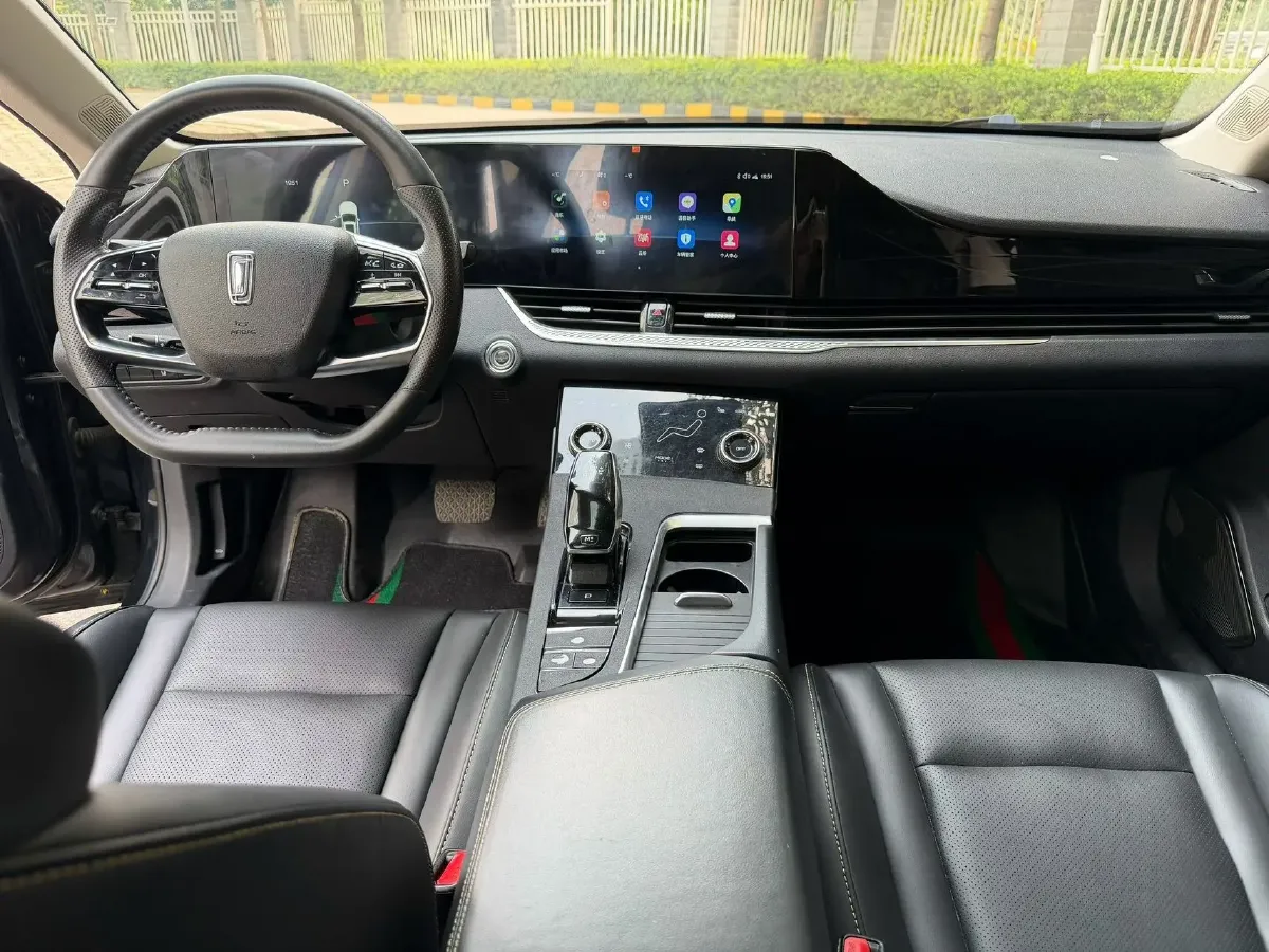 2021 Bestune B70 1.5T 169HP L4 7DCT,autocango,china used car exporter,china ev exporter,chinese used car exporter,chinese used ev exporter