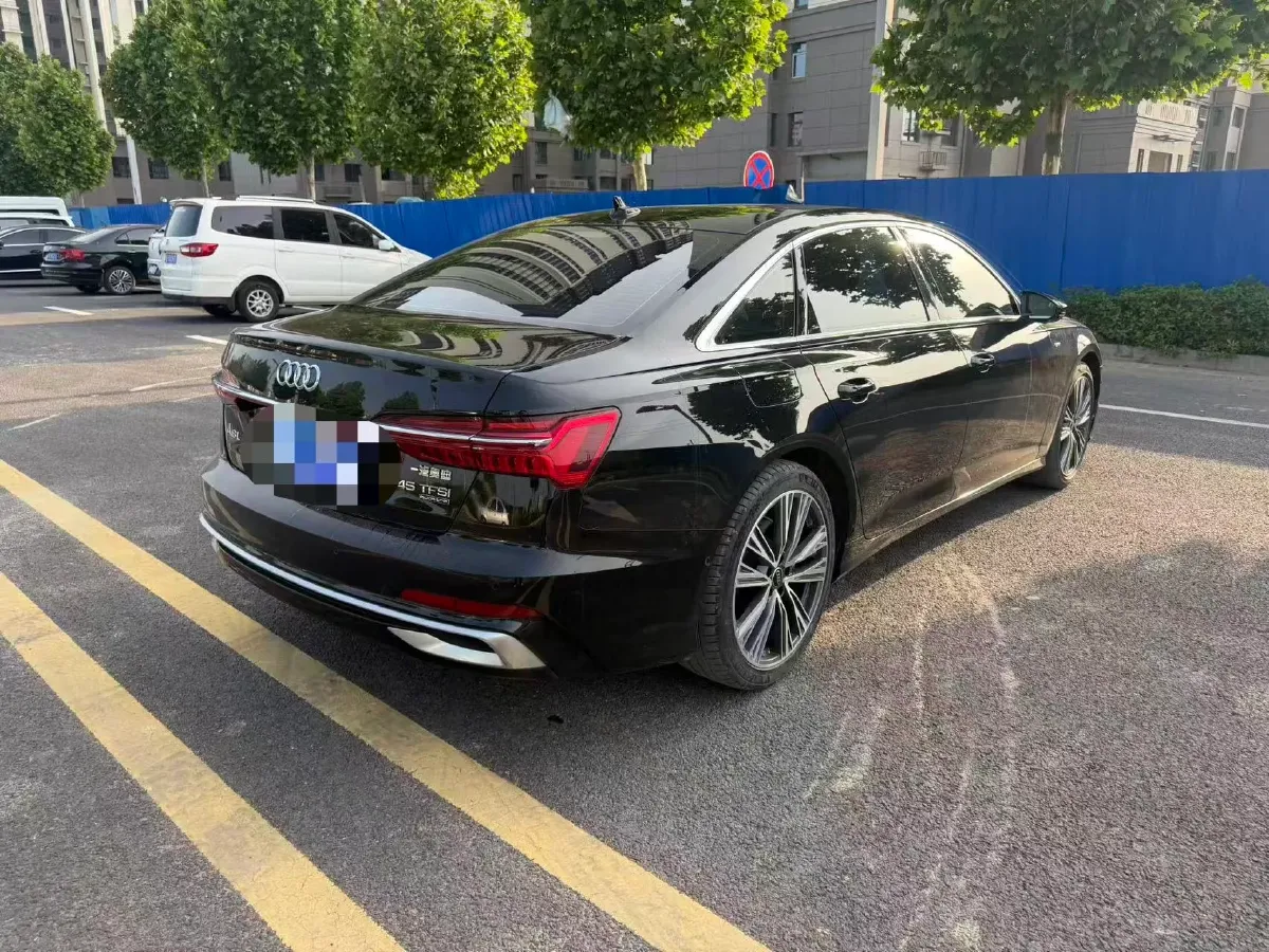 2023 Audi A6L 2.0T 245HP L4 7DCT,autocango,china used car exporter,china ev exporter,chinese used car exporter,chinese used ev exporter