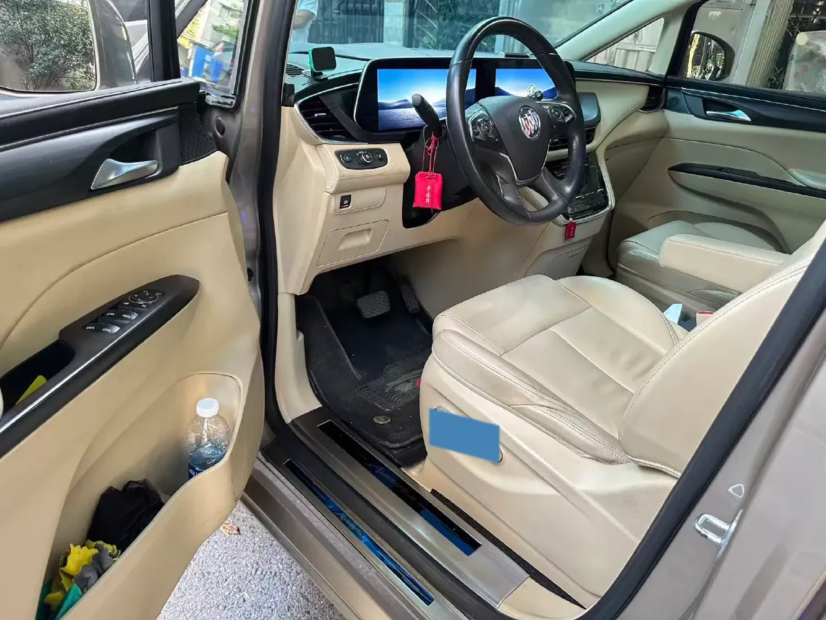 2023 Buick GL8 2.0T 237HP L4 9AT,autocango,china used car exporter,china ev exporter,chinese used car exporter,chinese used ev exporter