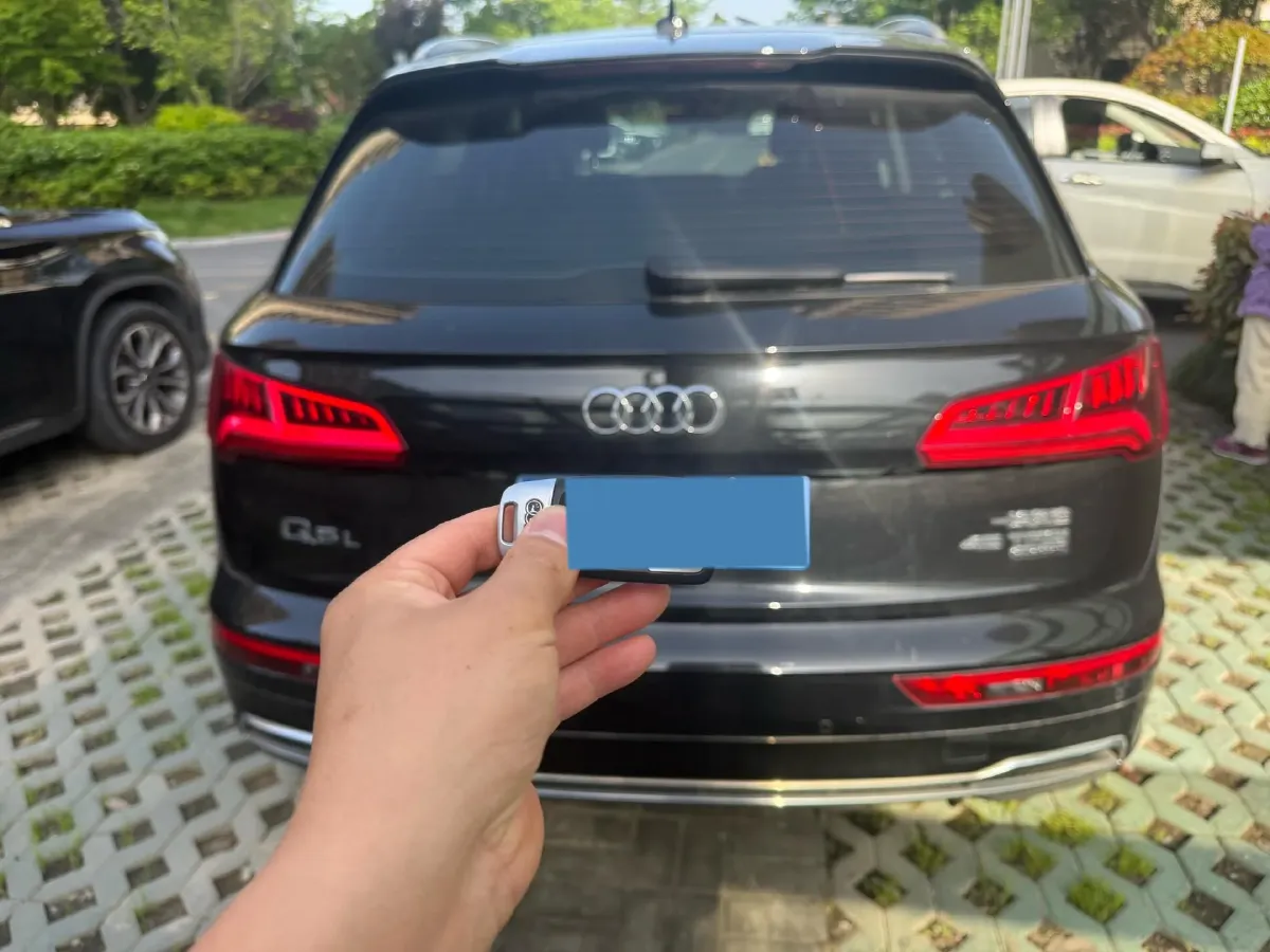 2018 Jeep Wrangler 2.0T 266HP L4 8AT,autocango,china used car exporter,china ev exporter,chinese used car exporter,chinese used ev exporter