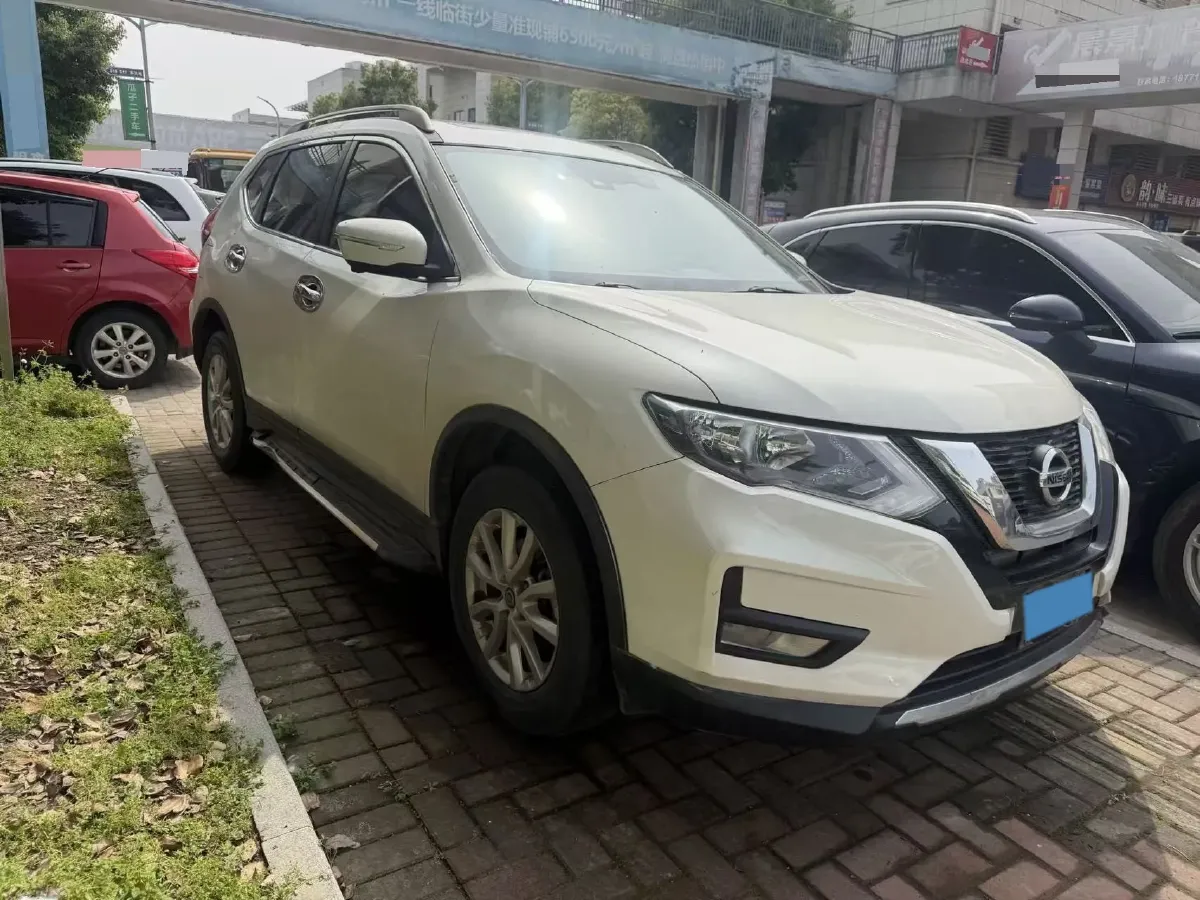 2021 Nissan X-Trail 2.0L 151HP L4 CVT,autocango,china used car exporter,china ev exporter,chinese used car exporter,chinese used ev exporter
