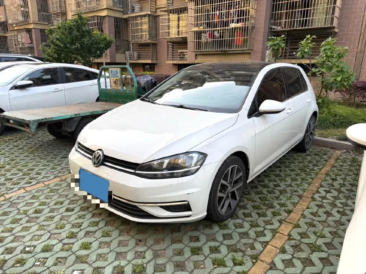 2020 Volkswagen Golf 1.2T 116HP L4 7DCT,autocango,china used car exporter,china ev exporter,chinese used car exporter,chinese used ev exporter