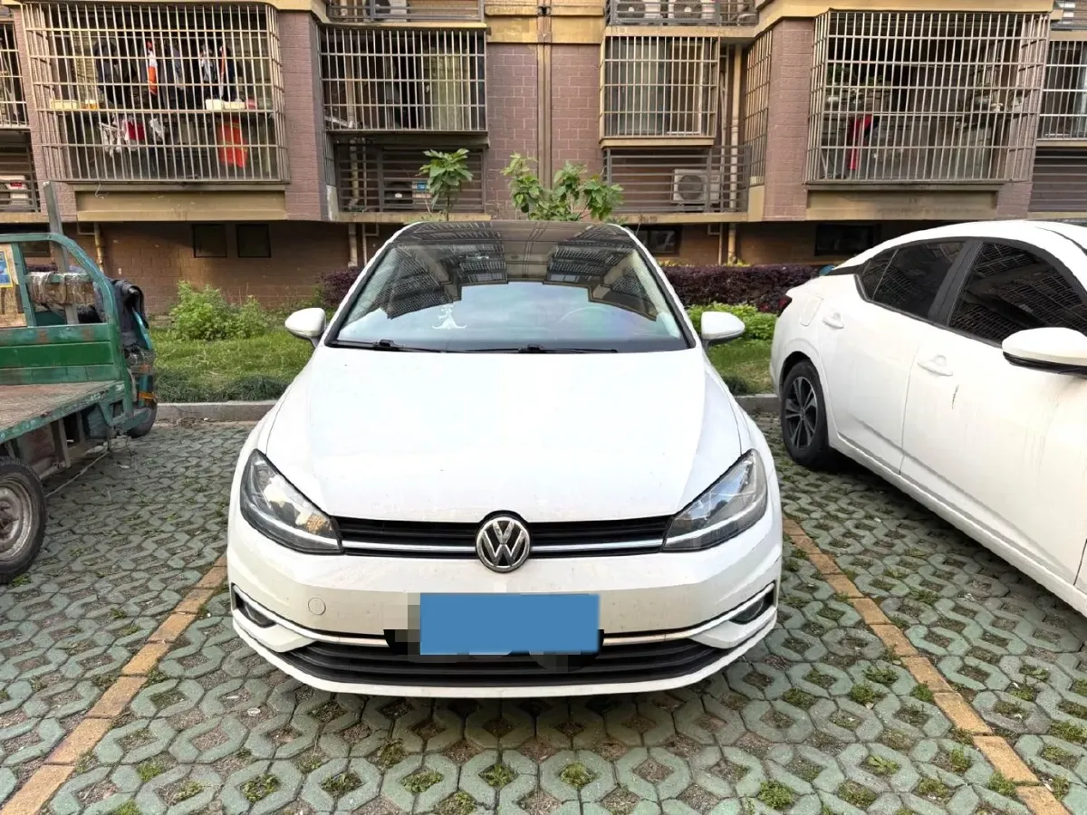 2020 Volkswagen Golf 1.2T 116HP L4 7DCT,autocango,china used car exporter,china ev exporter,chinese used car exporter,chinese used ev exporter
