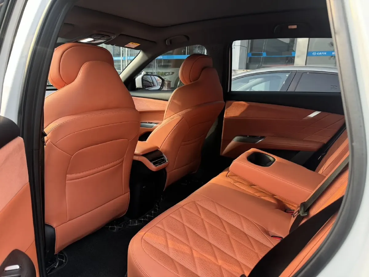 2025 ChangAn CS75 Plus 1.5T 192HP L4 8AT,autocango,china used car exporter,china ev exporter,chinese used car exporter,chinese used ev exporter