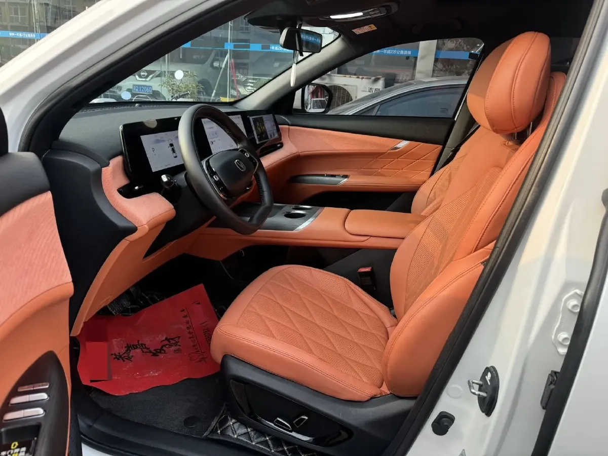 2025 ChangAn CS75 Plus 1.5T 192HP L4 8AT,autocango,china used car exporter,china ev exporter,chinese used car exporter,chinese used ev exporter