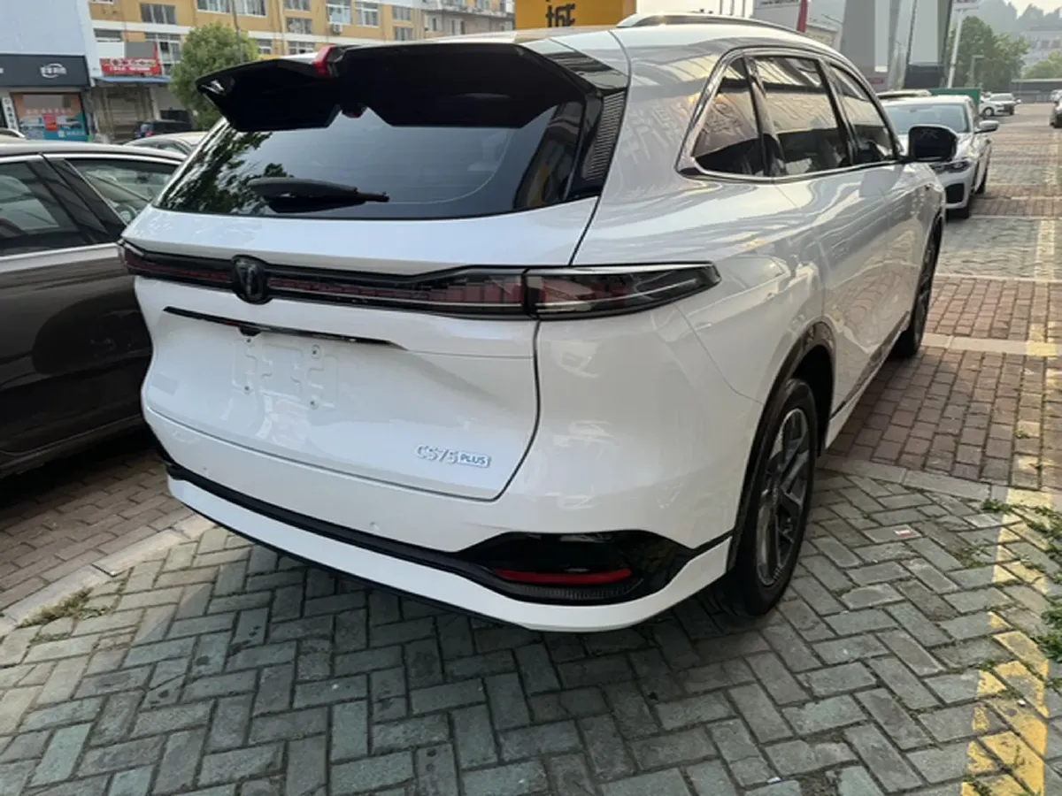 2025 ChangAn CS75 Plus 1.5T 192HP L4 8AT,autocango,china used car exporter,china ev exporter,chinese used car exporter,chinese used ev exporter