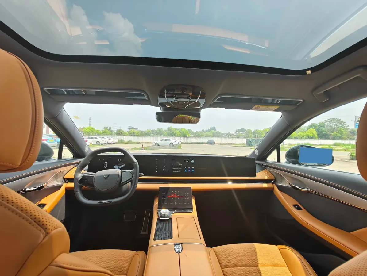 2024 Voyah ZhuiGuang 1.5T 136HP L4 PHEV 43KWH,autocango,china used car exporter,china ev exporter,chinese used car exporter,chinese used ev exporter