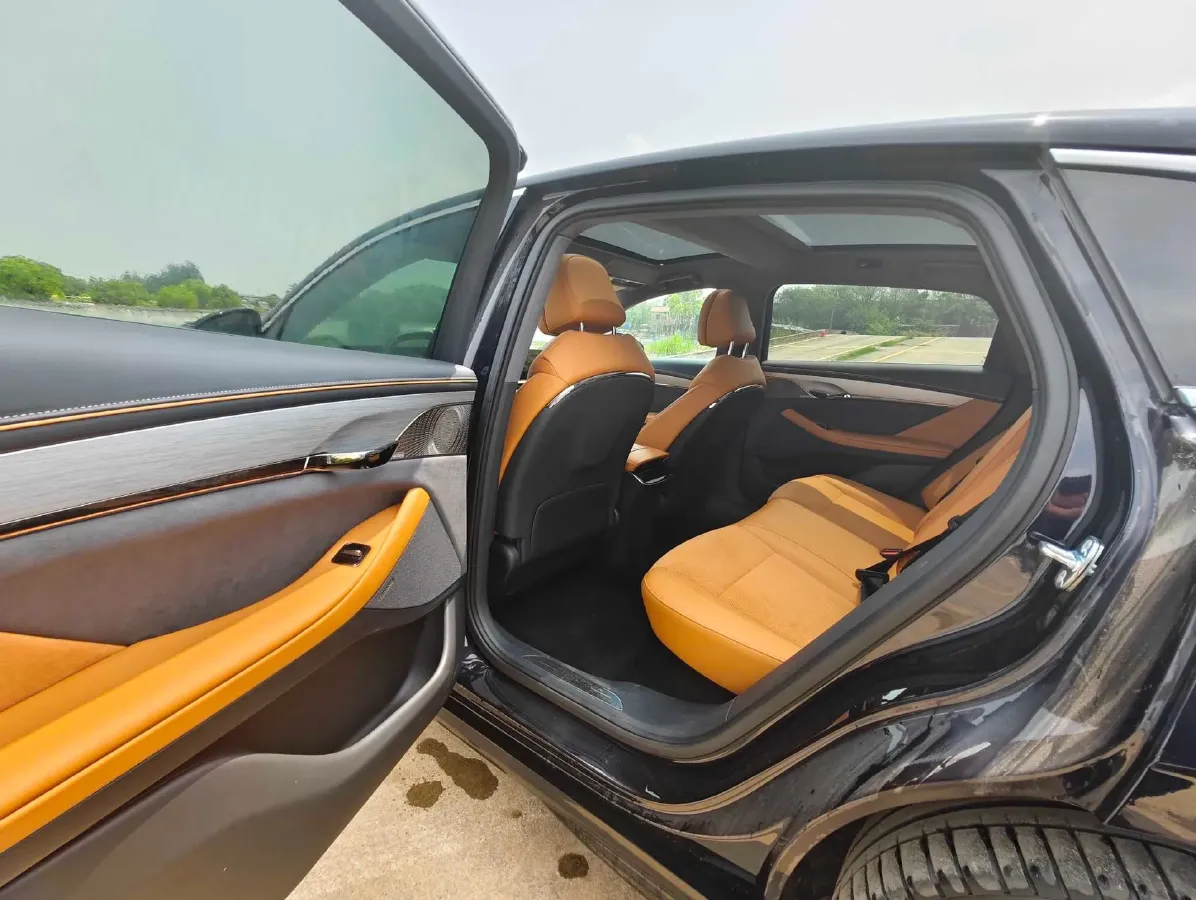 2024 Voyah ZhuiGuang 1.5T 136HP L4 PHEV 43KWH,autocango,china used car exporter,china ev exporter,chinese used car exporter,chinese used ev exporter