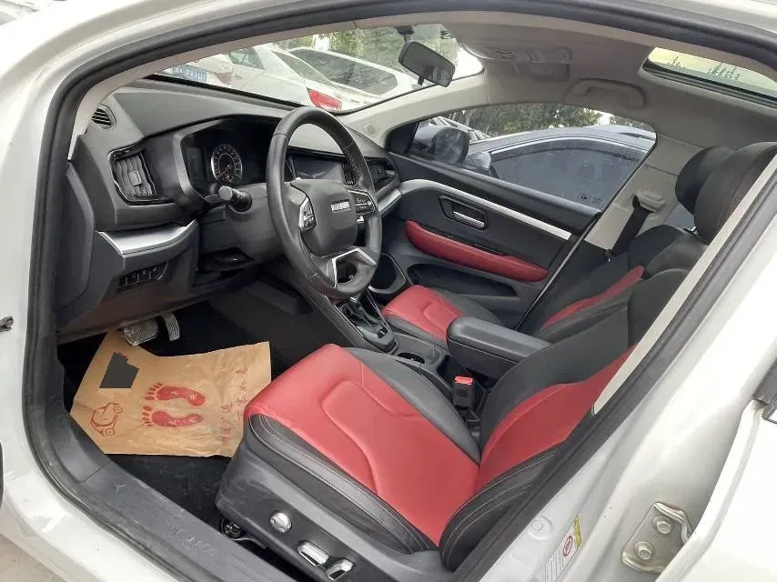 2018 Haval H2s 1.5T 150HP L4 7DCT,autocango,china used car exporter,china ev exporter,chinese used car exporter,chinese used ev exporter