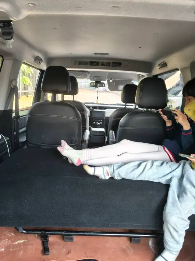 2021 WuLing HongGuang Plus 1.5L 99HP L4 6MT,autocango,china used car exporter,china ev exporter,chinese used car exporter,chinese used ev exporter