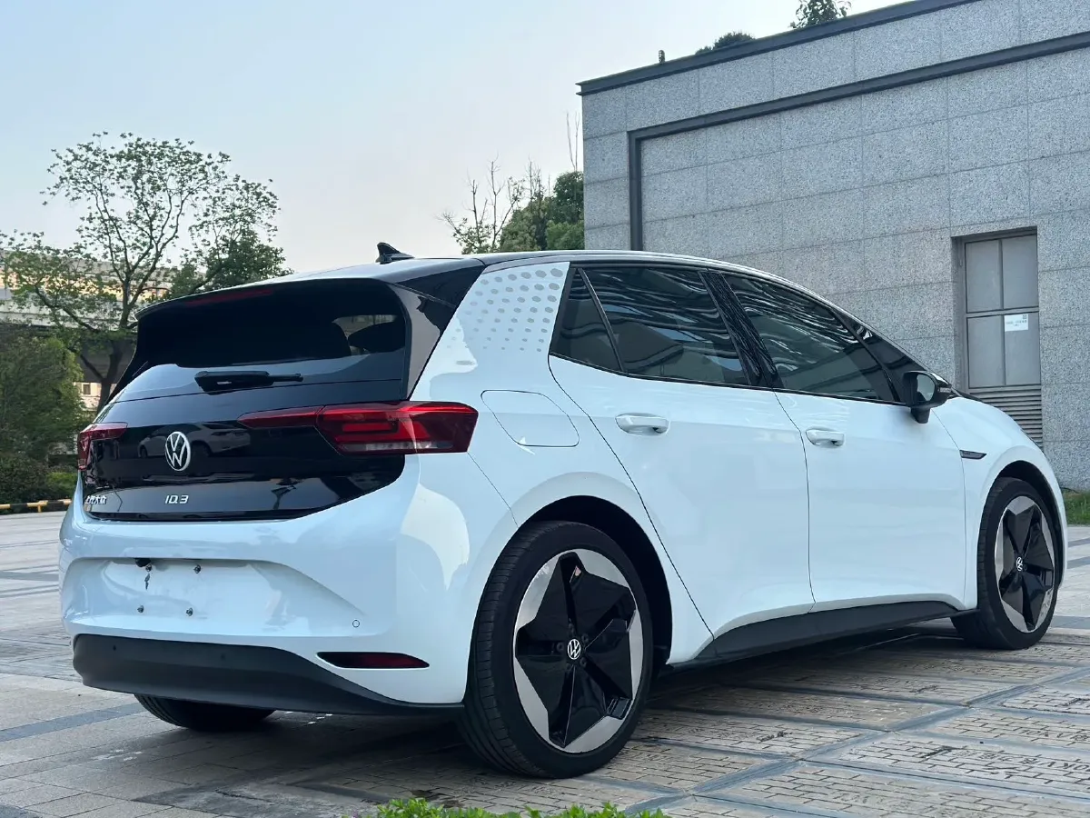 2023 Volkswagen ID.3 BEV 52.8KWH,autocango,china used car exporter,china ev exporter,chinese used car exporter,chinese used ev exporter