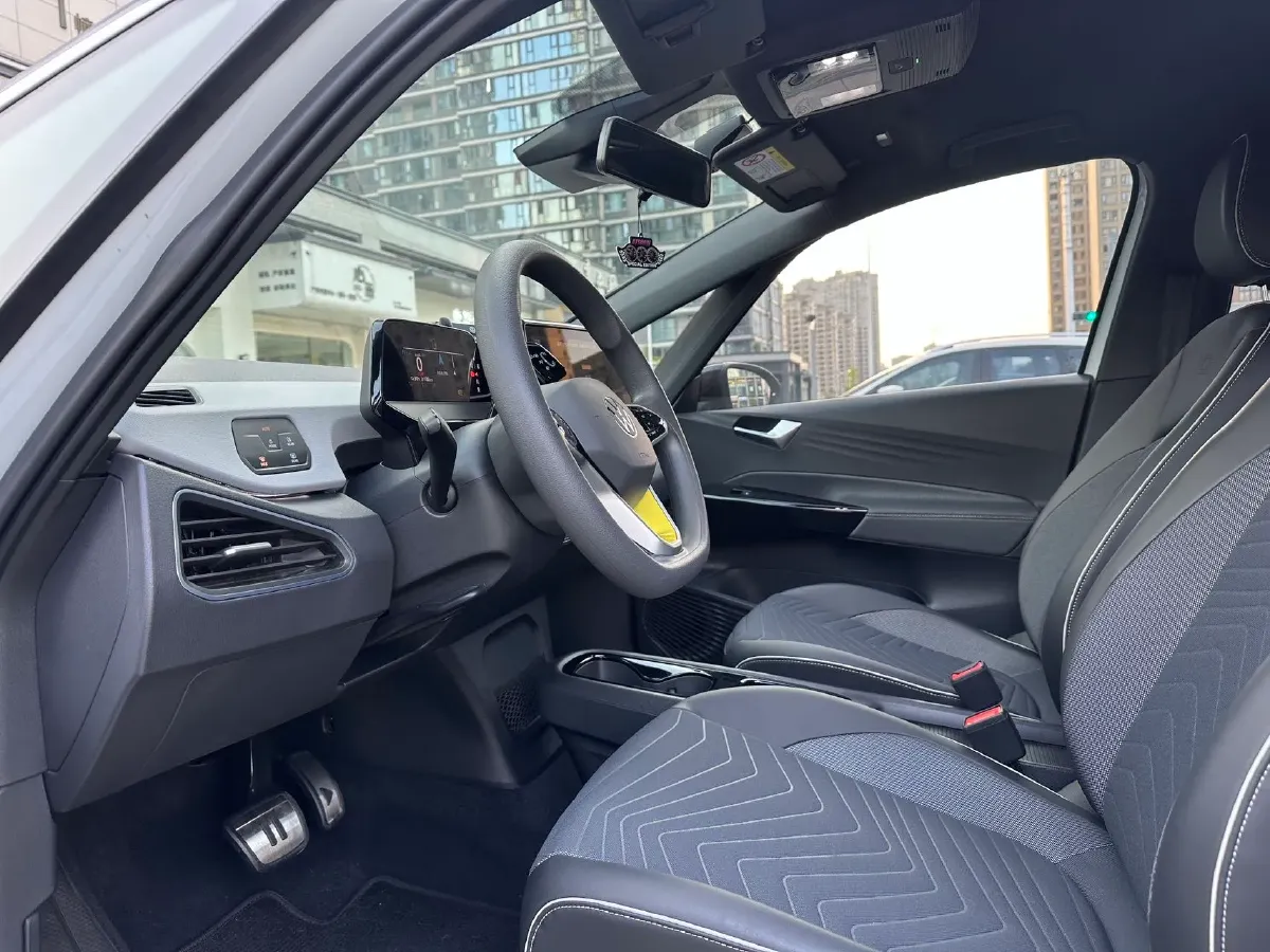 2023 Volkswagen ID.3 BEV 52.8KWH,autocango,china used car exporter,china ev exporter,chinese used car exporter,chinese used ev exporter