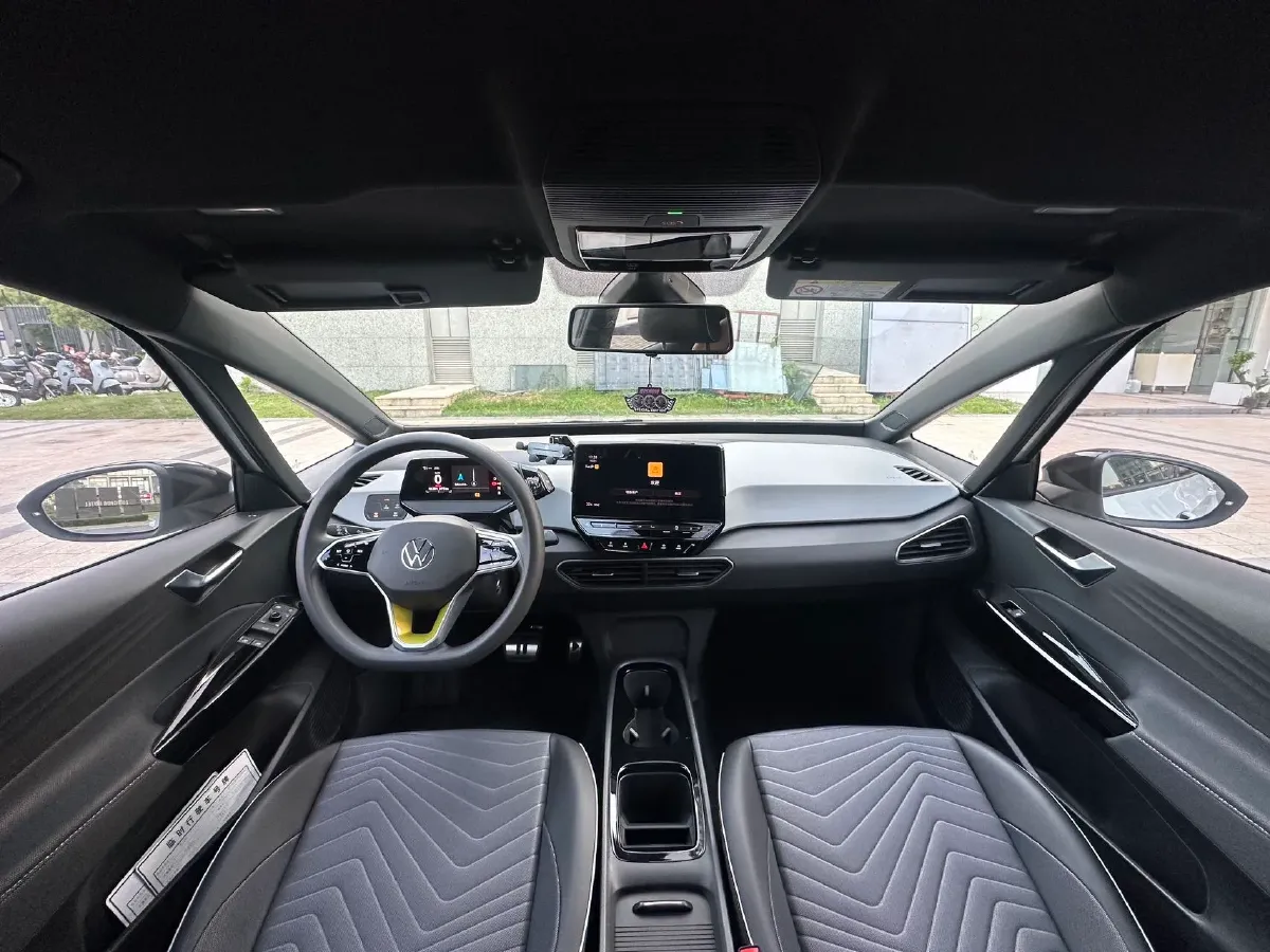 2023 Volkswagen ID.3 BEV 52.8KWH,autocango,china used car exporter,china ev exporter,chinese used car exporter,chinese used ev exporter