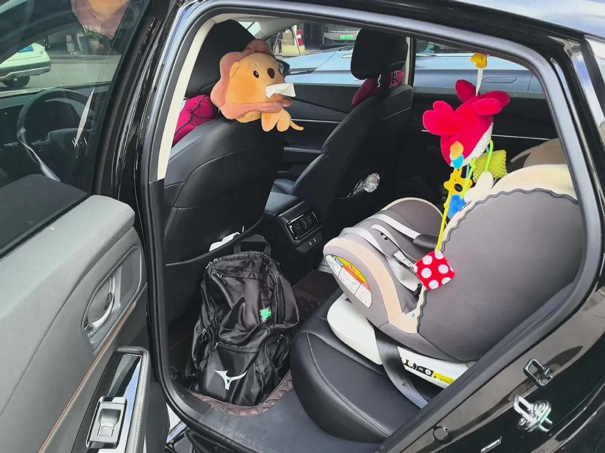 2023 Honda Accord 1.5T 192HP L4 CVT,autocango,china used car exporter,china ev exporter,chinese used car exporter,chinese used ev exporter