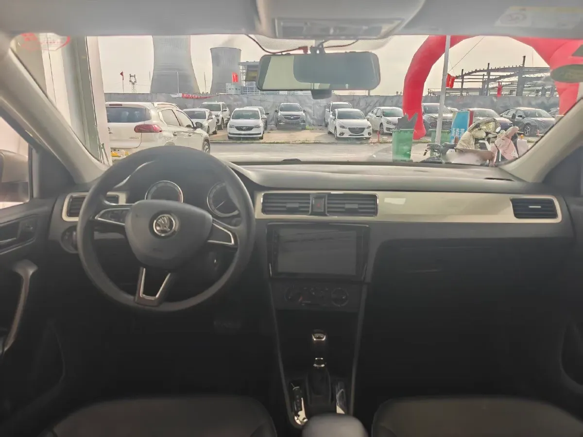 2018 Skoda Rapid 1.6L 110HP L4 6AT,autocango,china used car exporter,china ev exporter,chinese used car exporter,chinese used ev exporter