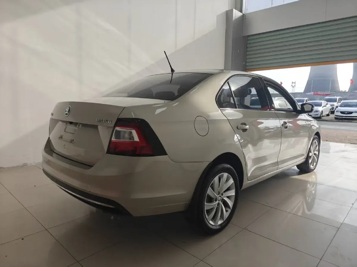 2018 Skoda Rapid 1.6L 110HP L4 6AT,autocango,china used car exporter,china ev exporter,chinese used car exporter,chinese used ev exporter