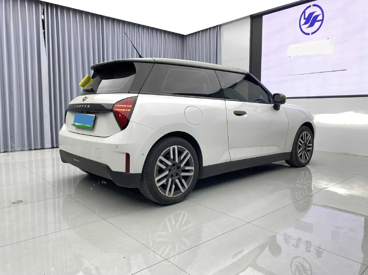 2025 MINI COOPER BEV 51.5KWH,autocango,china used car exporter,china ev exporter,chinese used car exporter,chinese used ev exporter