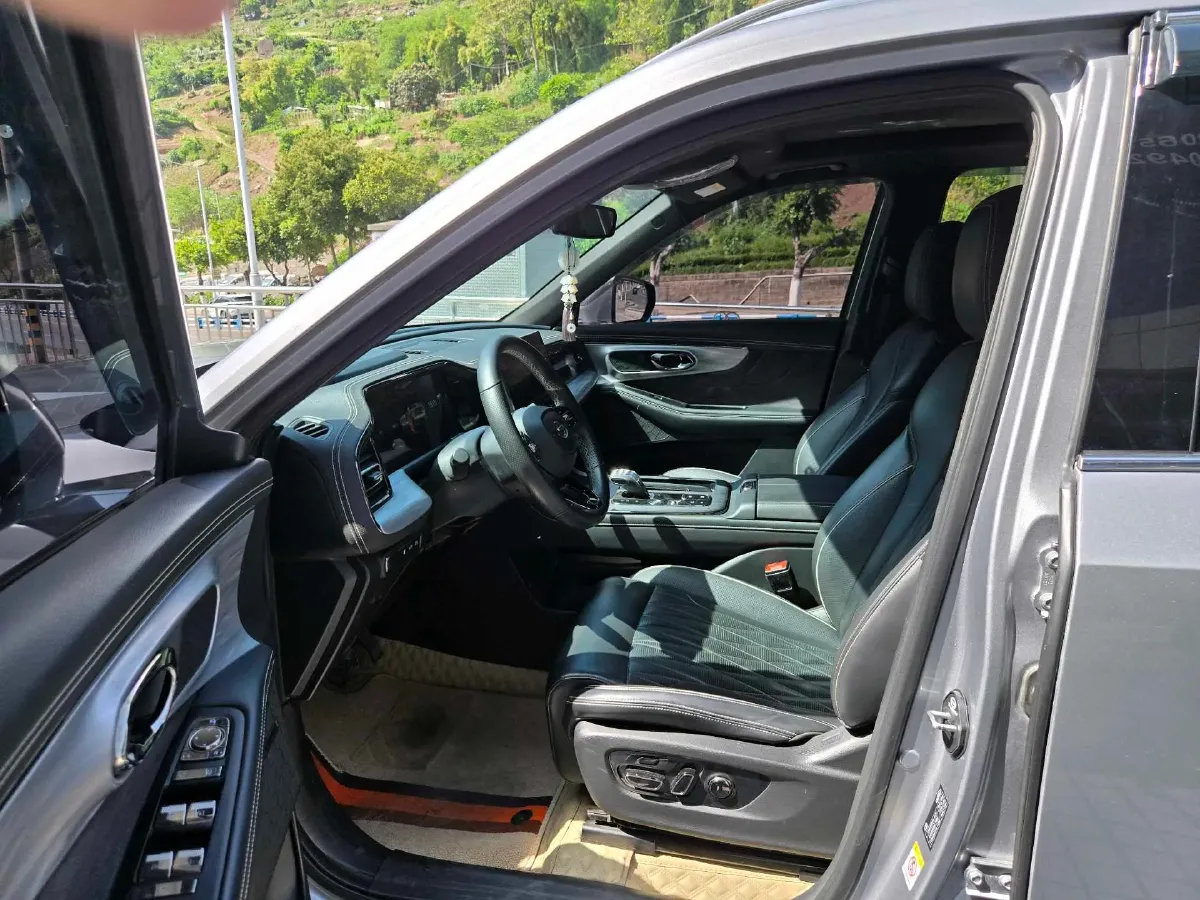 2022 GAC Trumpchi GS8 2.0T 190HP L4 E-CVT Hybrid,autocango,china used car exporter,china ev exporter,chinese used car exporter,chinese used ev exporter