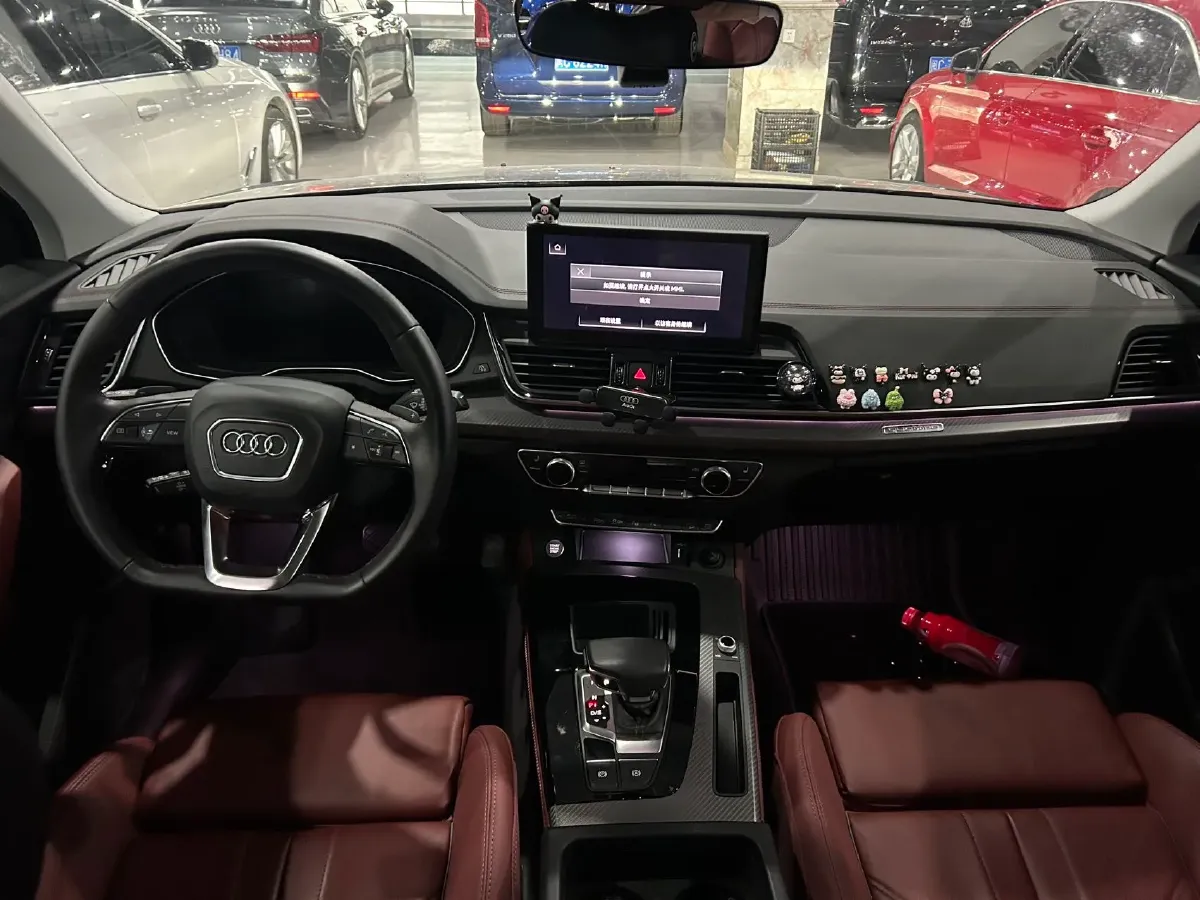 2021 Audi Q5L 2.0T 190HP L4 7DCT,autocango,china used car exporter,china ev exporter,chinese used car exporter,chinese used ev exporter