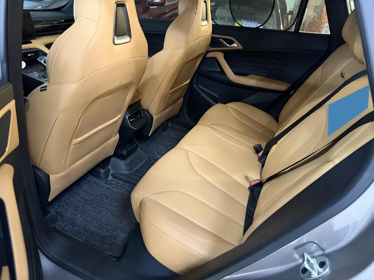 2023 Roewe RX5 1.5T 188HP L4 7DCT,autocango,china used car exporter,china ev exporter,chinese used car exporter,chinese used ev exporter