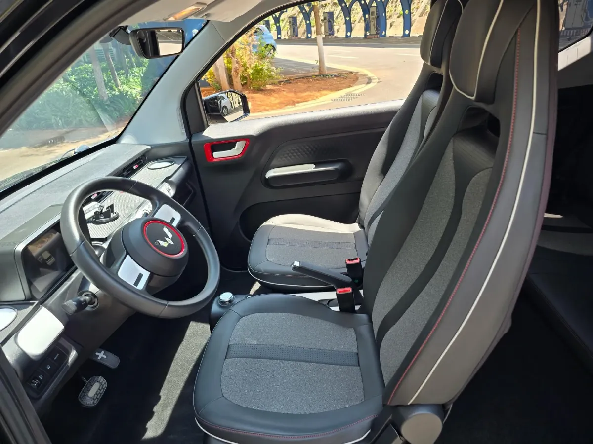 2022 WuLing HongGuang MINI EV BEV 17.3KWH,autocango,china used car exporter,china ev exporter,chinese used car exporter,chinese used ev exporter