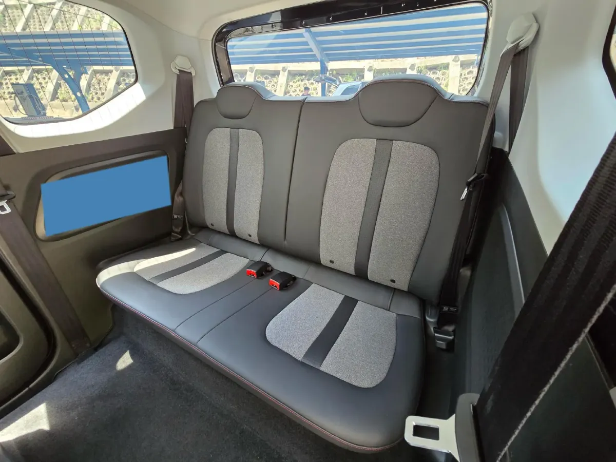 2022 WuLing HongGuang MINI EV BEV 17.3KWH,autocango,china used car exporter,china ev exporter,chinese used car exporter,chinese used ev exporter