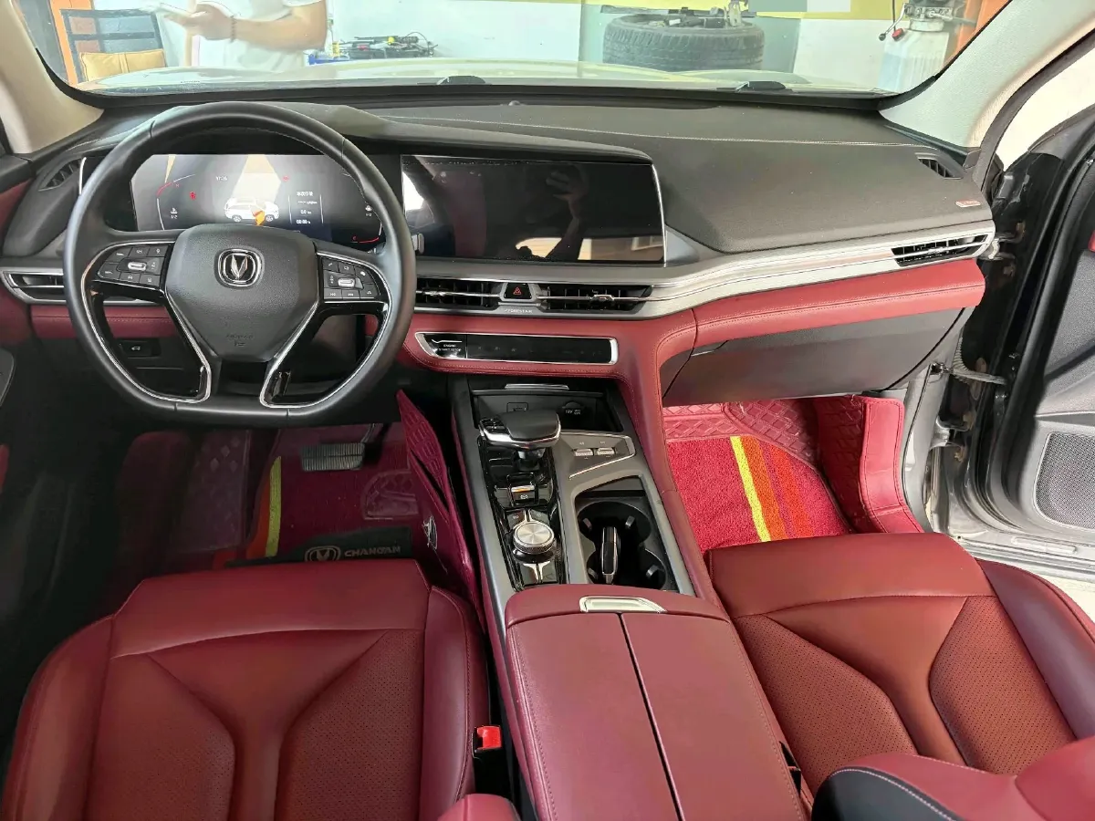 2022 ChangAn CS75 Plus 2.0T 233HP L4 8AT,autocango,china used car exporter,china ev exporter,chinese used car exporter,chinese used ev exporter