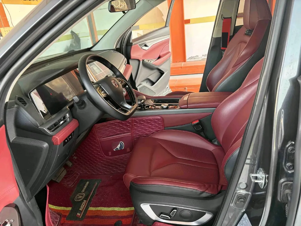 2022 ChangAn CS75 Plus 2.0T 233HP L4 8AT,autocango,china used car exporter,china ev exporter,chinese used car exporter,chinese used ev exporter