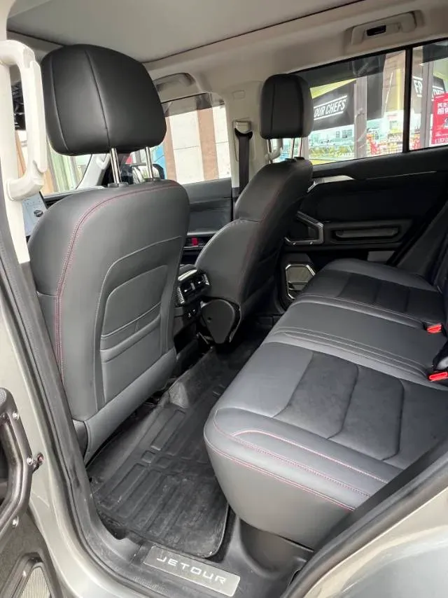 2023 Jetour Traveller 2.0T 254HP L4 7DCT,autocango,china used car exporter,china ev exporter,chinese used car exporter,chinese used ev exporter