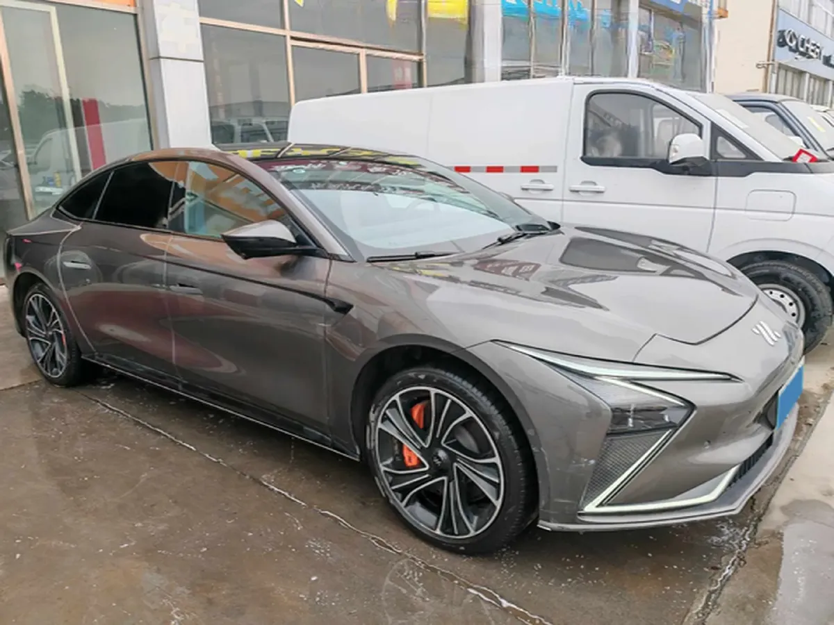 2022 IM L7 BEV 90KWH,autocango,china used car exporter,china ev exporter,chinese used car exporter,chinese used ev exporter