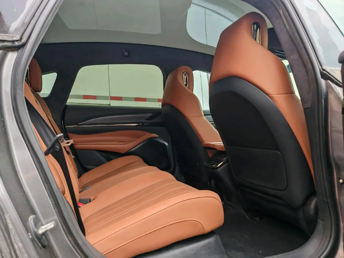 2022 IM L7 BEV 90KWH,autocango,china used car exporter,china ev exporter,chinese used car exporter,chinese used ev exporter