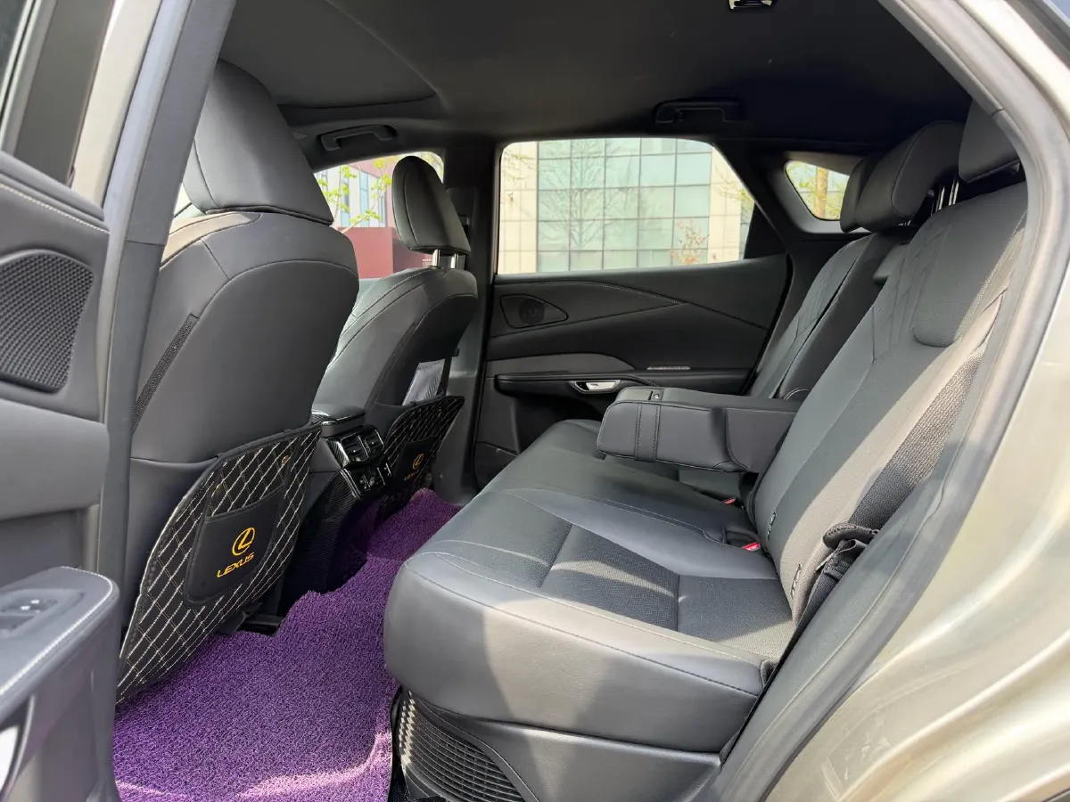 2023 Lexus RX 2.5L 189HP L4 E-CVT Hybrid,autocango,china used car exporter,china ev exporter,chinese used car exporter,chinese used ev exporter