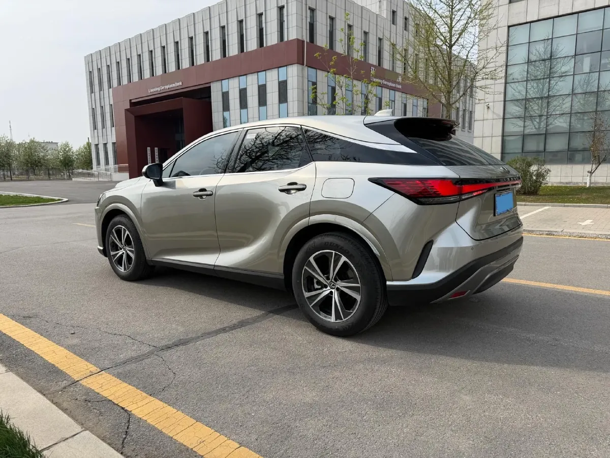 2023 Lexus RX 2.5L 189HP L4 E-CVT Hybrid,autocango,china used car exporter,china ev exporter,chinese used car exporter,chinese used ev exporter
