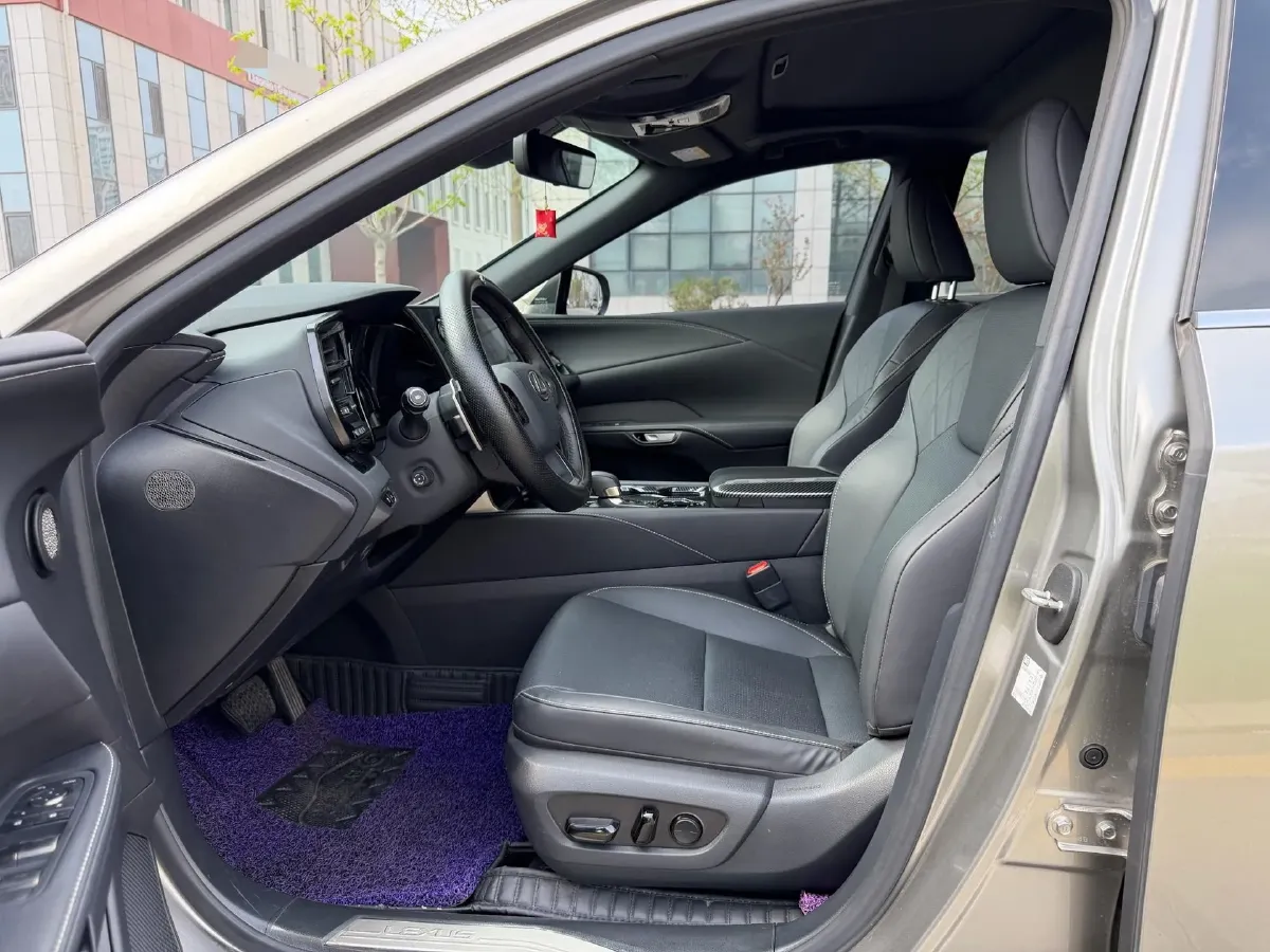 2023 Lexus RX 2.5L 189HP L4 E-CVT Hybrid,autocango,china used car exporter,china ev exporter,chinese used car exporter,chinese used ev exporter