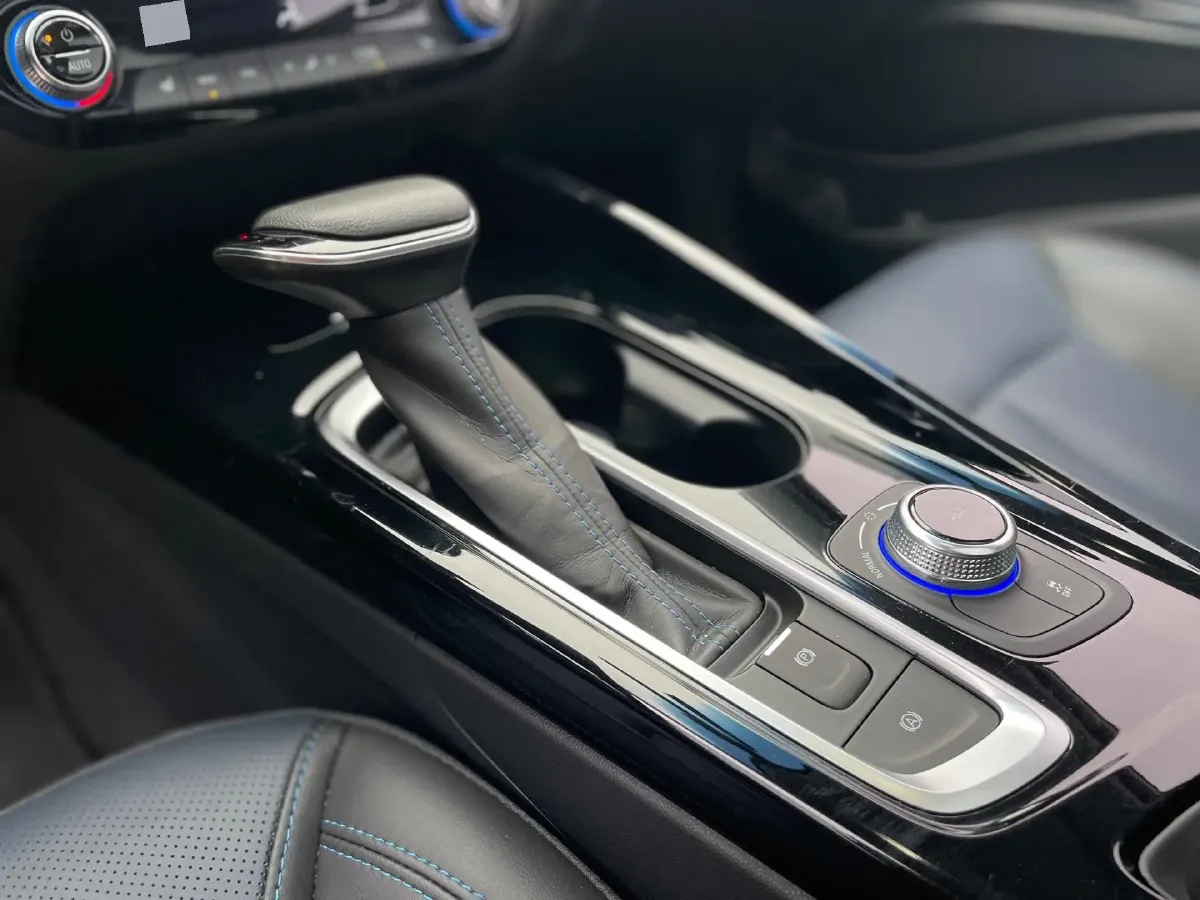 2022 Buick Velite 6 1.5L 102HP L4 E-CVT PHEV 9.5KWH,autocango,china used car exporter,china ev exporter,chinese used car exporter,chinese used ev exporter