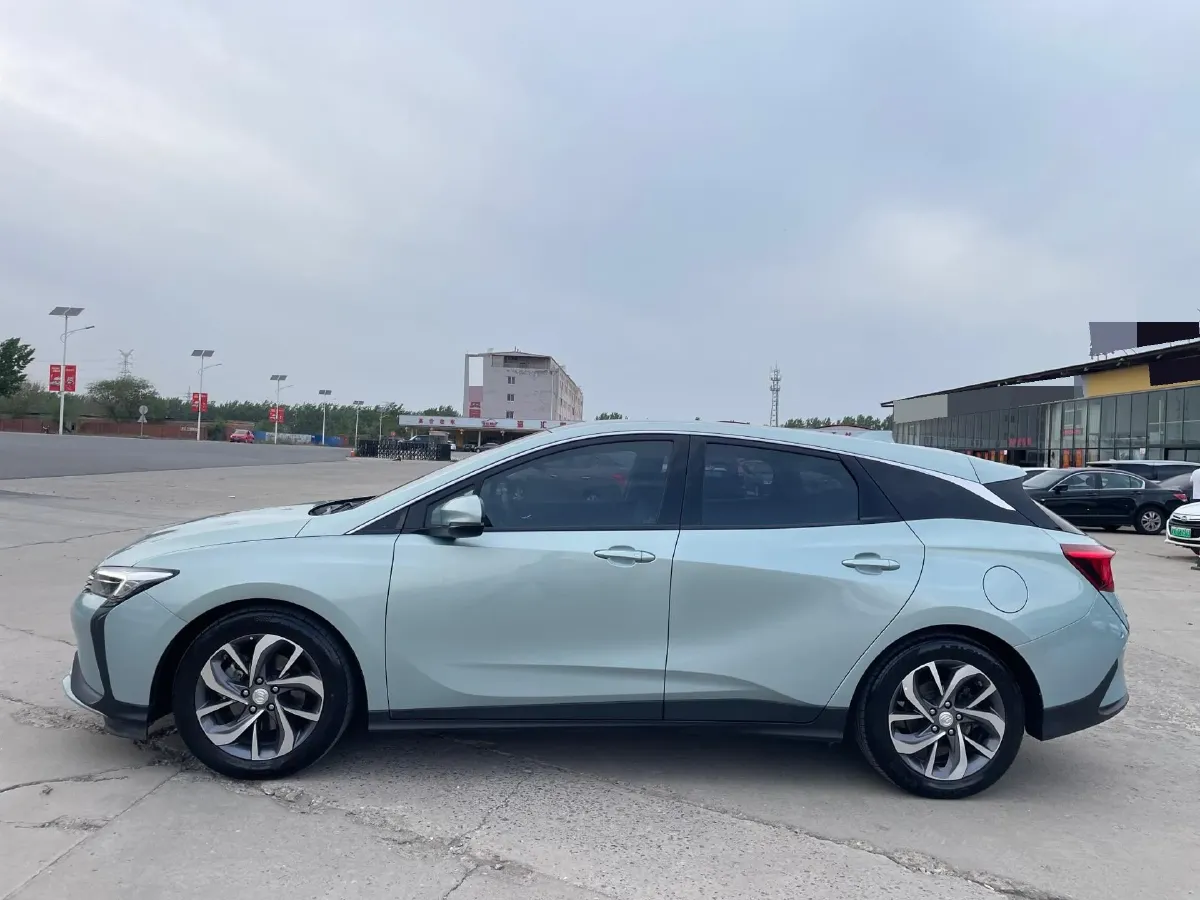 2022 Buick Velite 6 1.5L 102HP L4 E-CVT PHEV 9.5KWH,autocango,china used car exporter,china ev exporter,chinese used car exporter,chinese used ev exporter