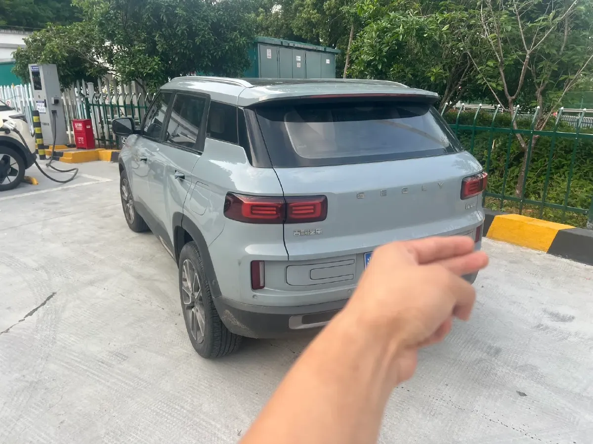 2020 Geely ICON 1.5T 177HP L3 7DCT,autocango,china used car exporter,china ev exporter,chinese used car exporter,chinese used ev exporter