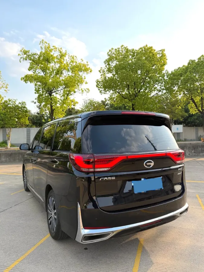 2021 GAC Trumpchi M8 2.0T 252HP L4 8AT,autocango,china used car exporter,china ev exporter,chinese used car exporter,chinese used ev exporter