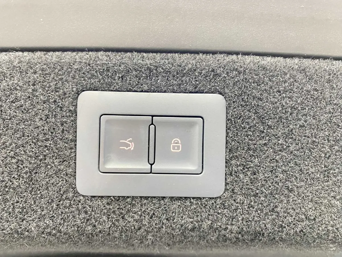 2025 BYD HanL BEV,autocango,china used car exporter,china ev exporter,chinese used car exporter,chinese used ev exporter