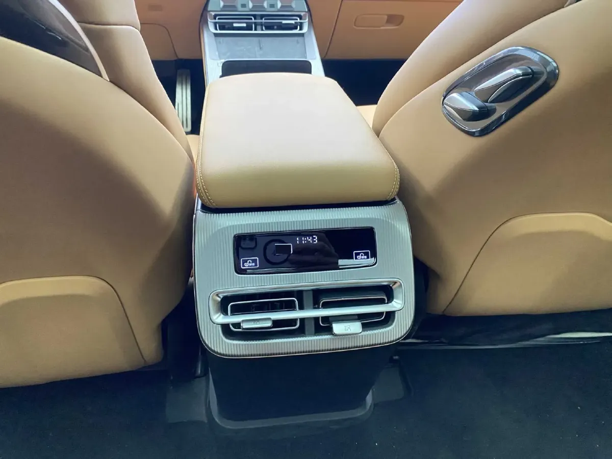 2025 BYD HanL BEV,autocango,china used car exporter,china ev exporter,chinese used car exporter,chinese used ev exporter