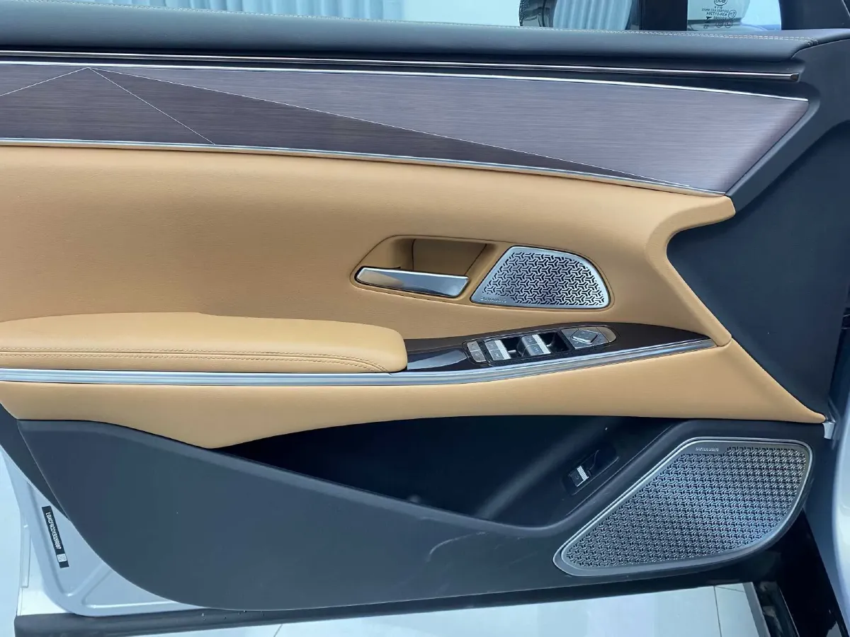 2025 BYD HanL BEV,autocango,china used car exporter,china ev exporter,chinese used car exporter,chinese used ev exporter