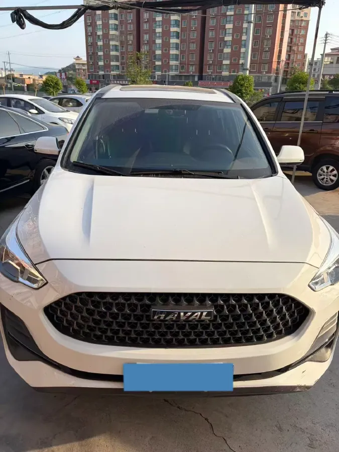 2021 Haval M6 1.5T 150HP L4 7DCT,autocango,china used car exporter,china ev exporter,chinese used car exporter,chinese used ev exporter