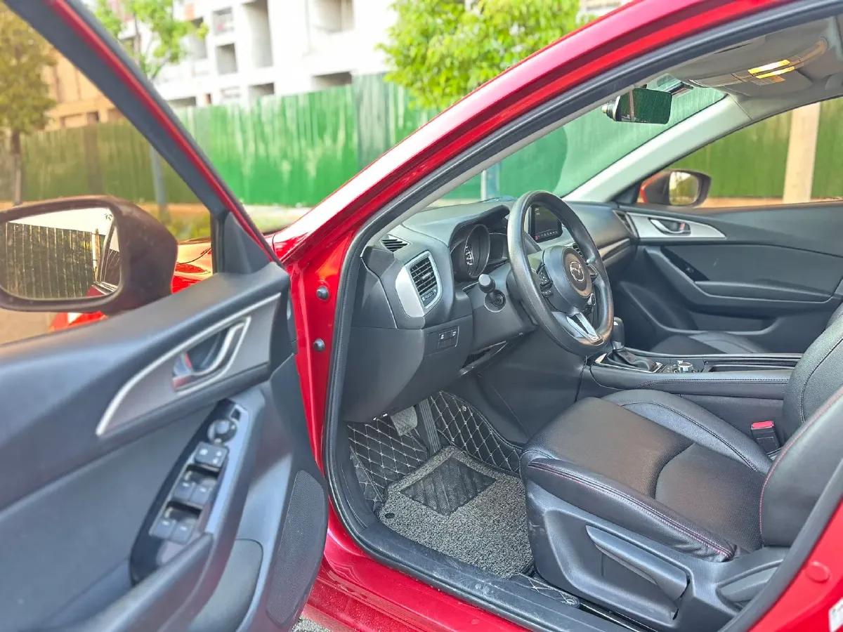 2017 Mazda 3 Axela 1.5L 117HP L4 6AT,autocango,china used car exporter,china ev exporter,chinese used car exporter,chinese used ev exporter