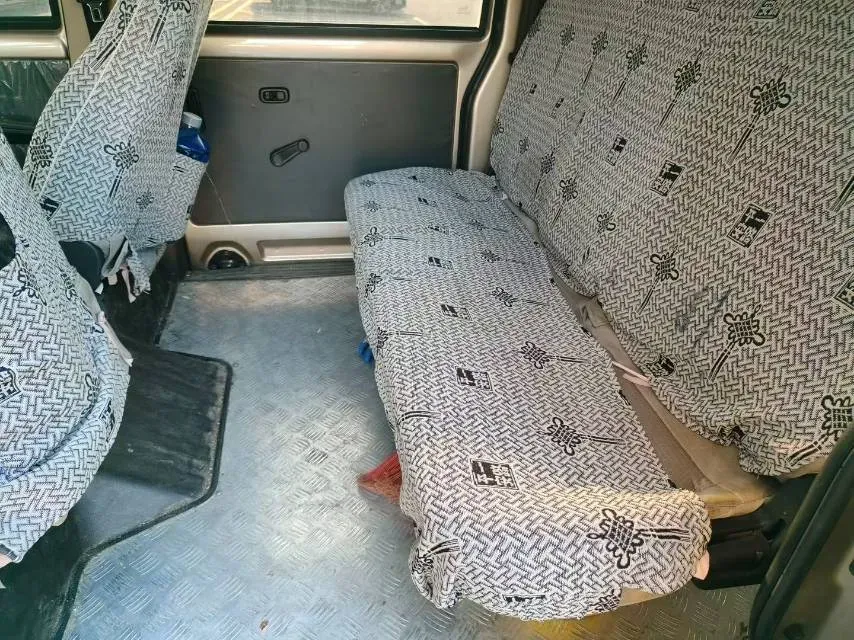 2022 WuLing RongGuang S 1.2L 76HP L4 5MT,autocango,china used car exporter,china ev exporter,chinese used car exporter,chinese used ev exporter