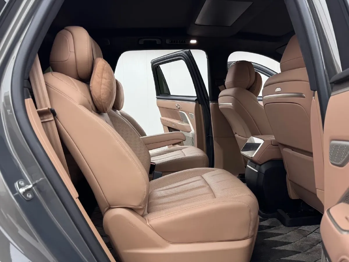 2025 ONVO L90 BEV,autocango,china used car exporter,china ev exporter,chinese used car exporter,chinese used ev exporter