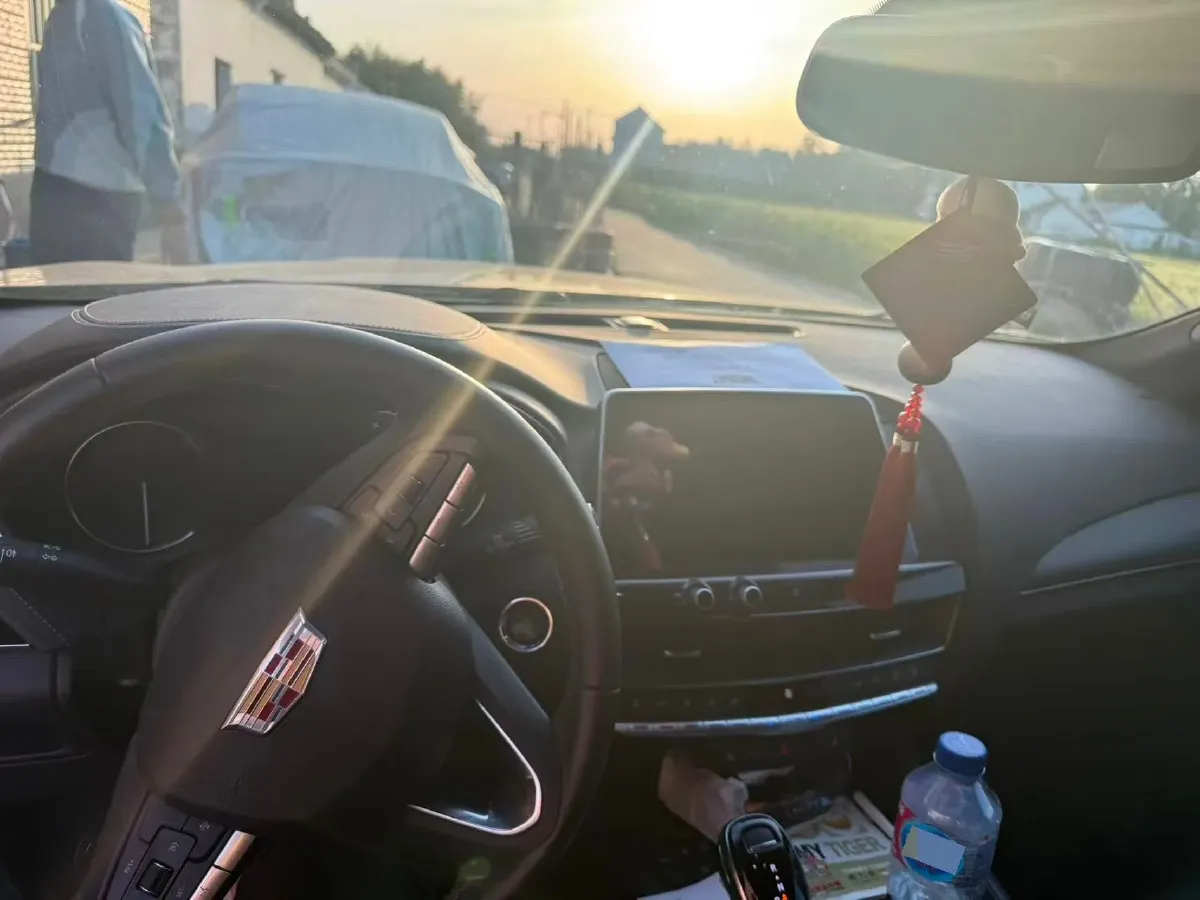 2020 Cadillac CT5 2.0T 241HP L4 10AT,autocango,china used car exporter,china ev exporter,chinese used car exporter,chinese used ev exporter