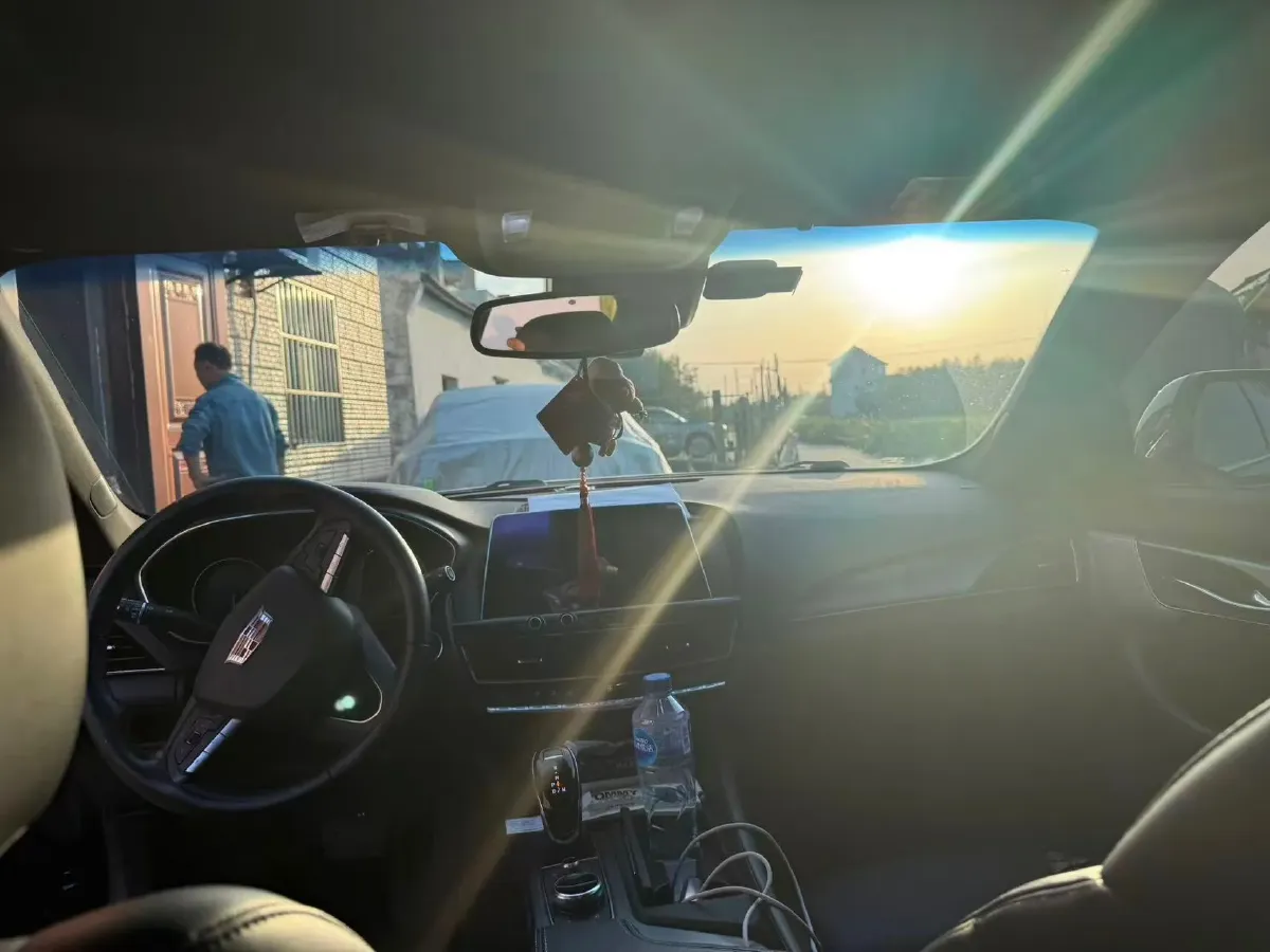 2020 Cadillac CT5 2.0T 241HP L4 10AT,autocango,china used car exporter,china ev exporter,chinese used car exporter,chinese used ev exporter